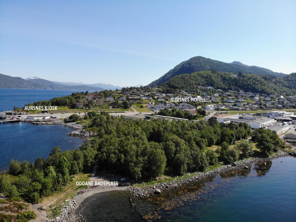 Aursnes Hotell Sykkylven Extérieur photo