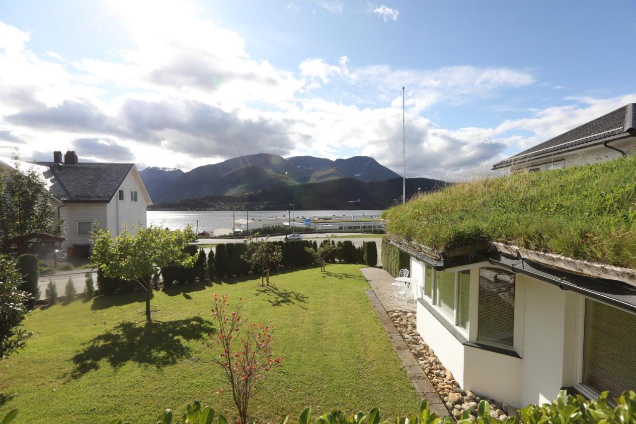 Aursnes Hotell Sykkylven Extérieur photo
